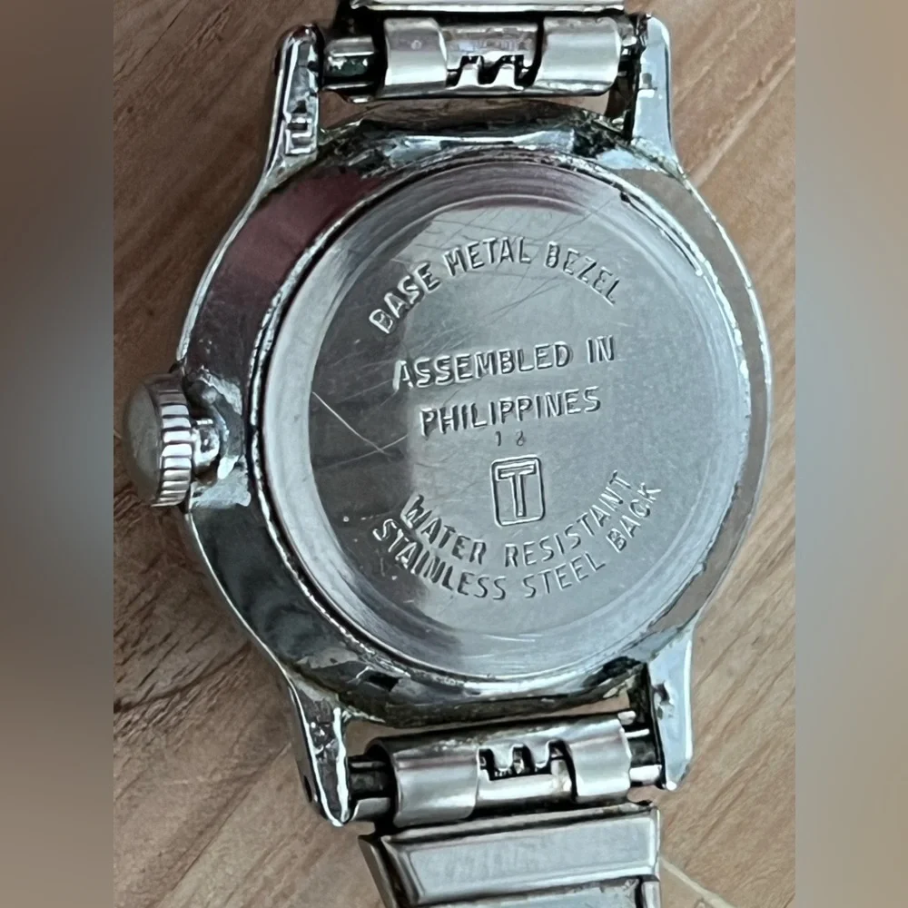 Timex Ladies Watch Vintage Mechanical Winding Stainless Dial and Stretch Band